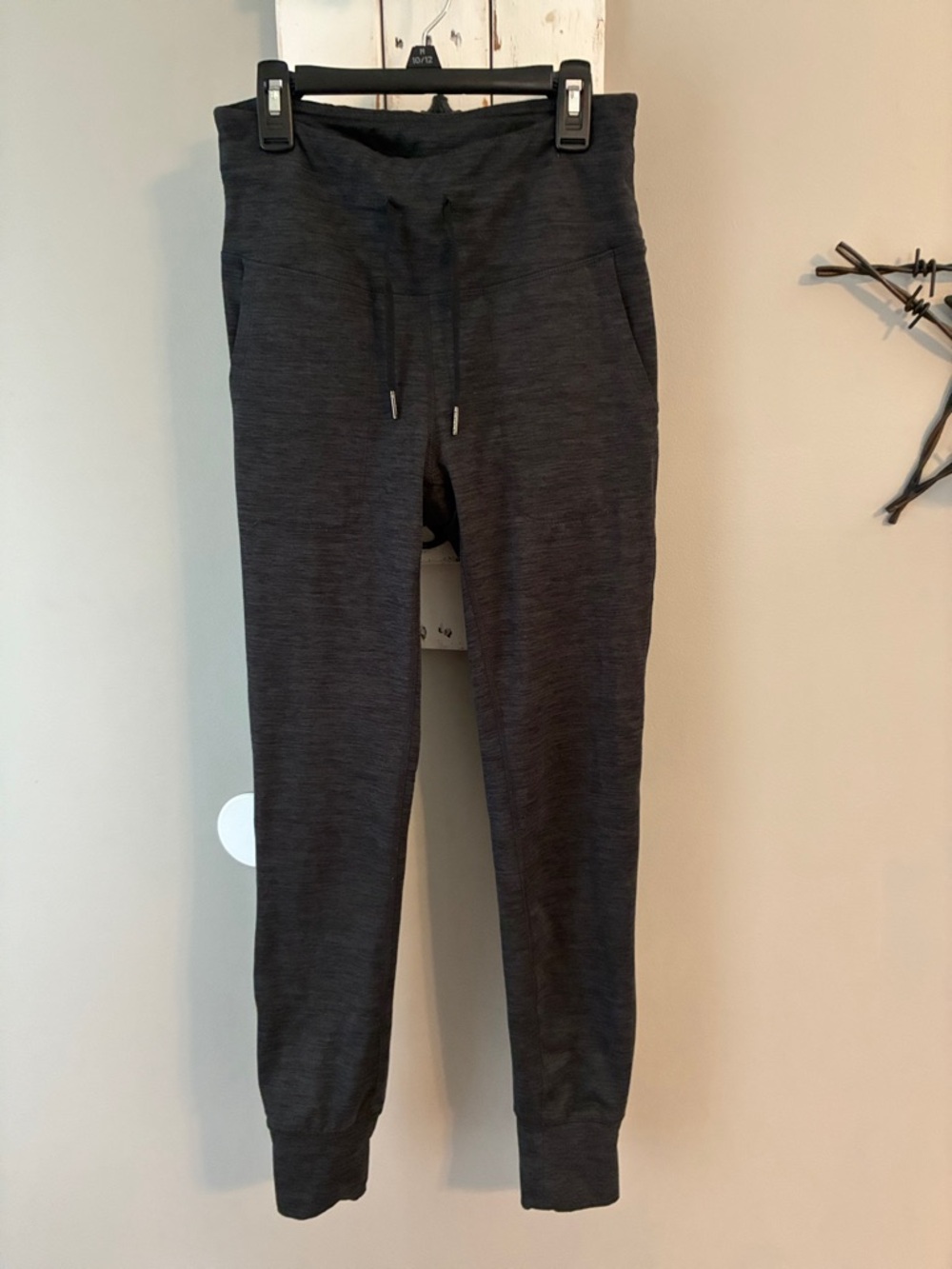 Women’s Gaiam stretch jogger style workout pants